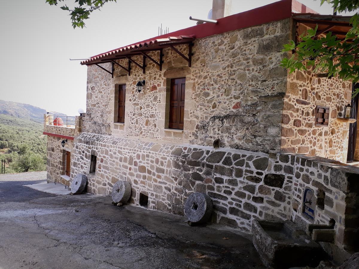 Traditional House Koukounara Kíssamos Exterior foto